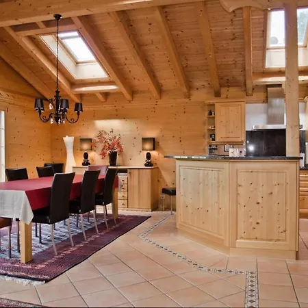 Villa Amazing 4 Bedroom Chalet In *