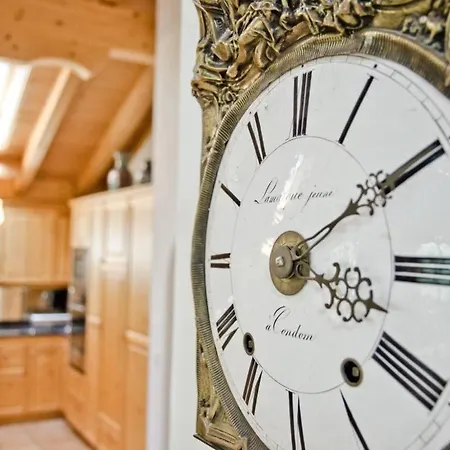 Villa Amazing 4 Bedroom Chalet In Grindelwald